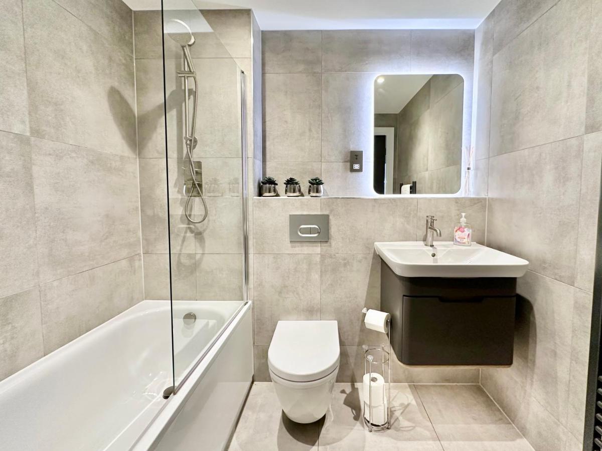 Icona Luxury Apartment With Minster Views & Allocated Parking York Esterno foto