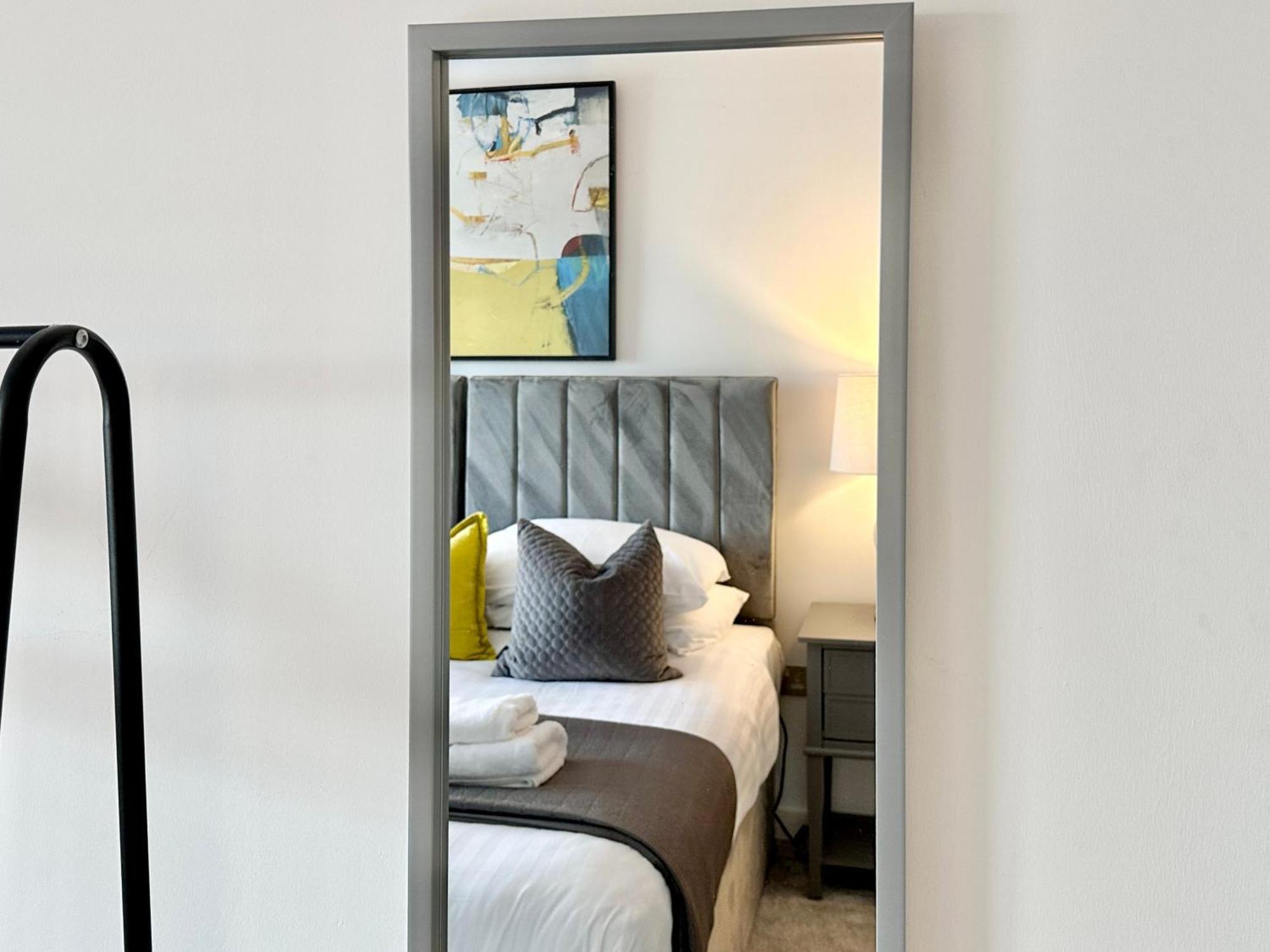 Icona Luxury Apartment With Minster Views & Allocated Parking York Esterno foto